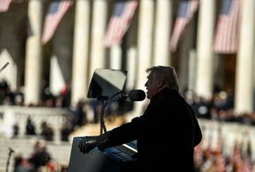 Will Trump Launch a Military Operation Against Venezuela? Multiple Warships and 15,000 Soldiers Ready for Possible Attack