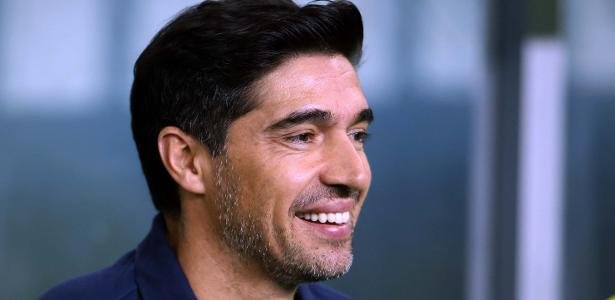 Abel signs renewal with Palmeiras until the end of 2027