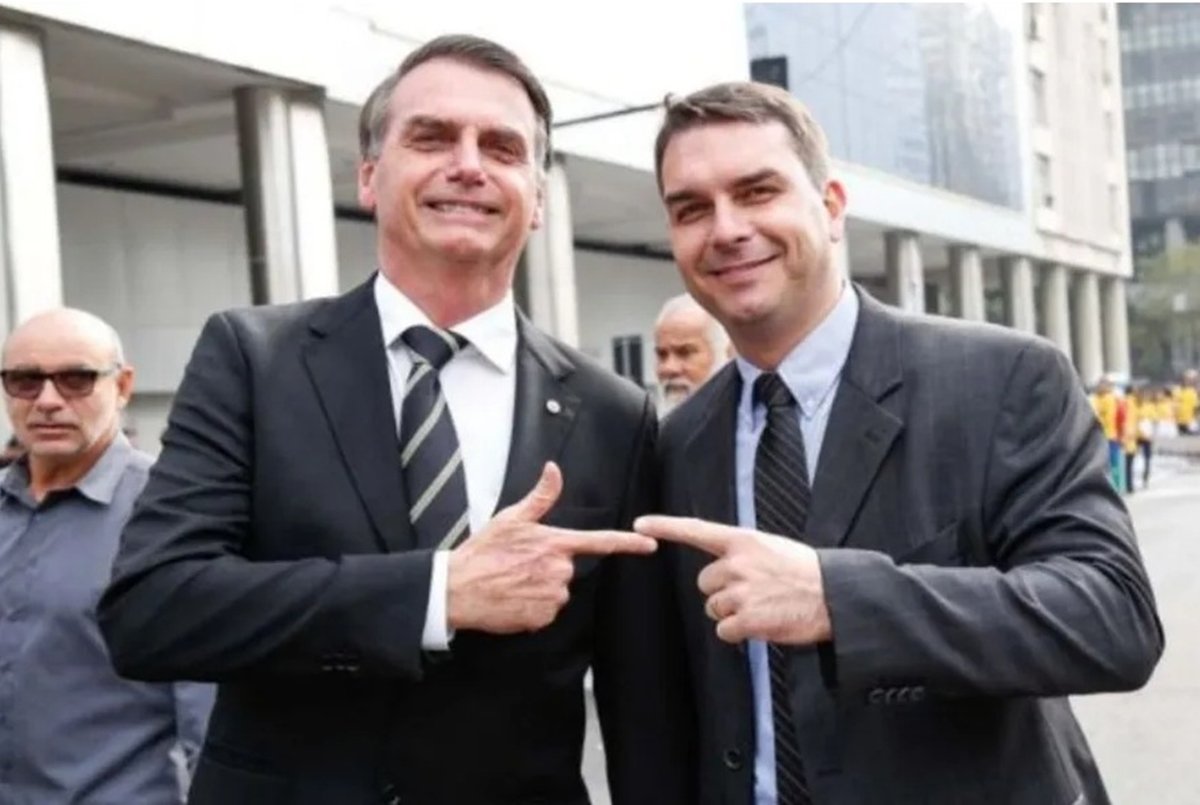 Bolsonaro Announces Flávio as His Candidate for the Presidency of Brazil