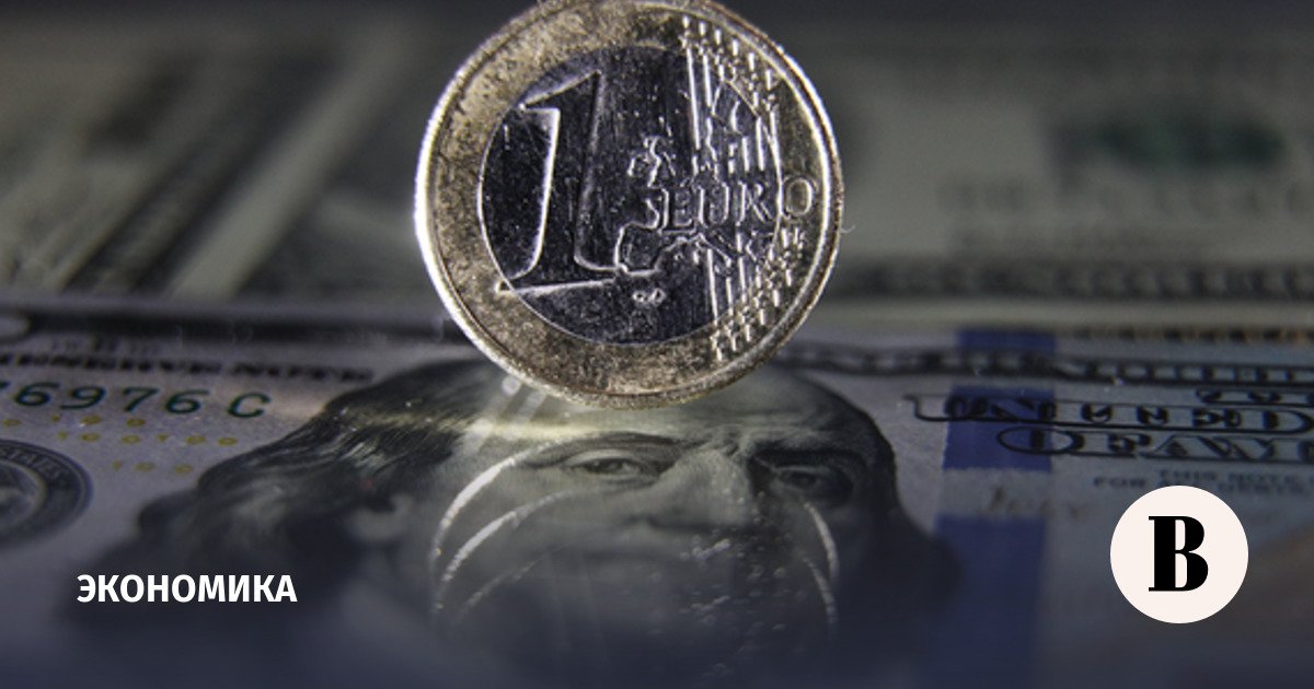 Confiscation of Russian Assets Could Impact Euro’s Reserve Currency Status, FT Warns