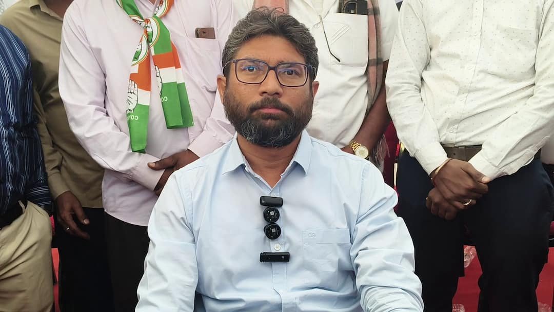 ‘Feeling ashamed, drown me’: Jignesh Mevani takes on government over 72,000 crore drugs issue
