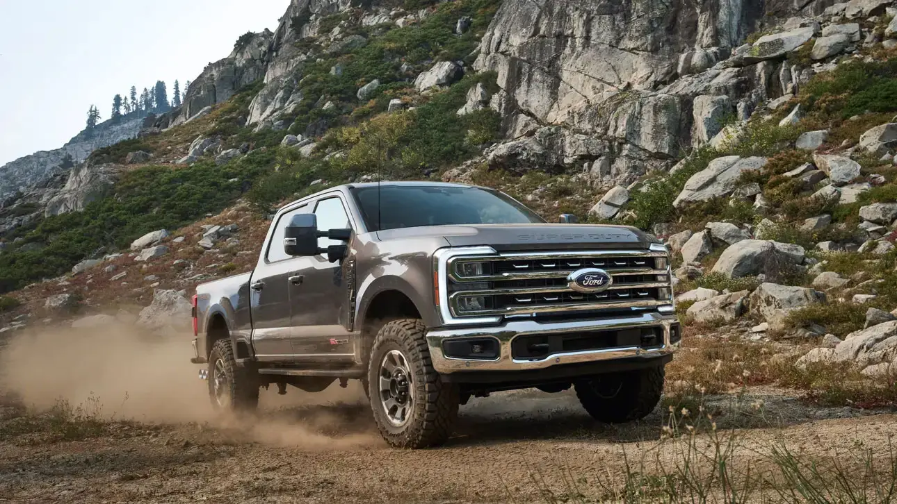 Ford to Equip Future Cars with Super Smart Projection Display