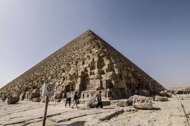 Giant Structures Beneath the Pyramids of Egypt: Companies Confirm Discovery by Italian Scientist