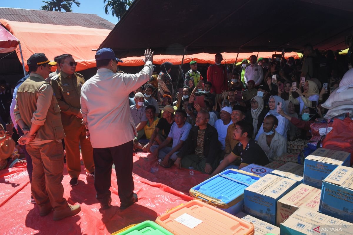 Indonesia Increases Aid Efforts in Sumatra Flood Relief Operation