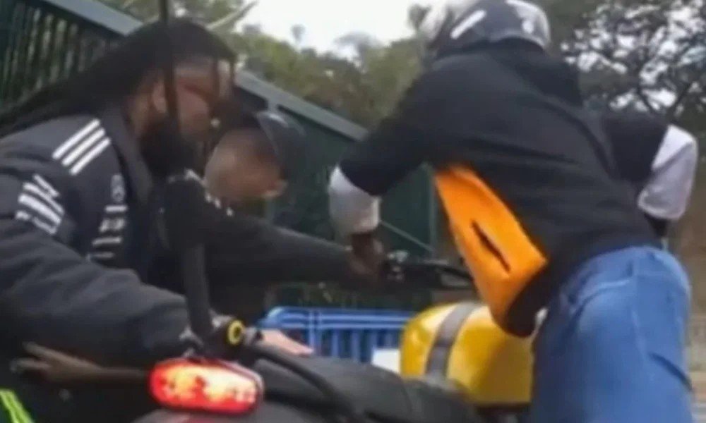 Rapper Rael is robbed in a parking lot in SP: ‘Don’t resist’