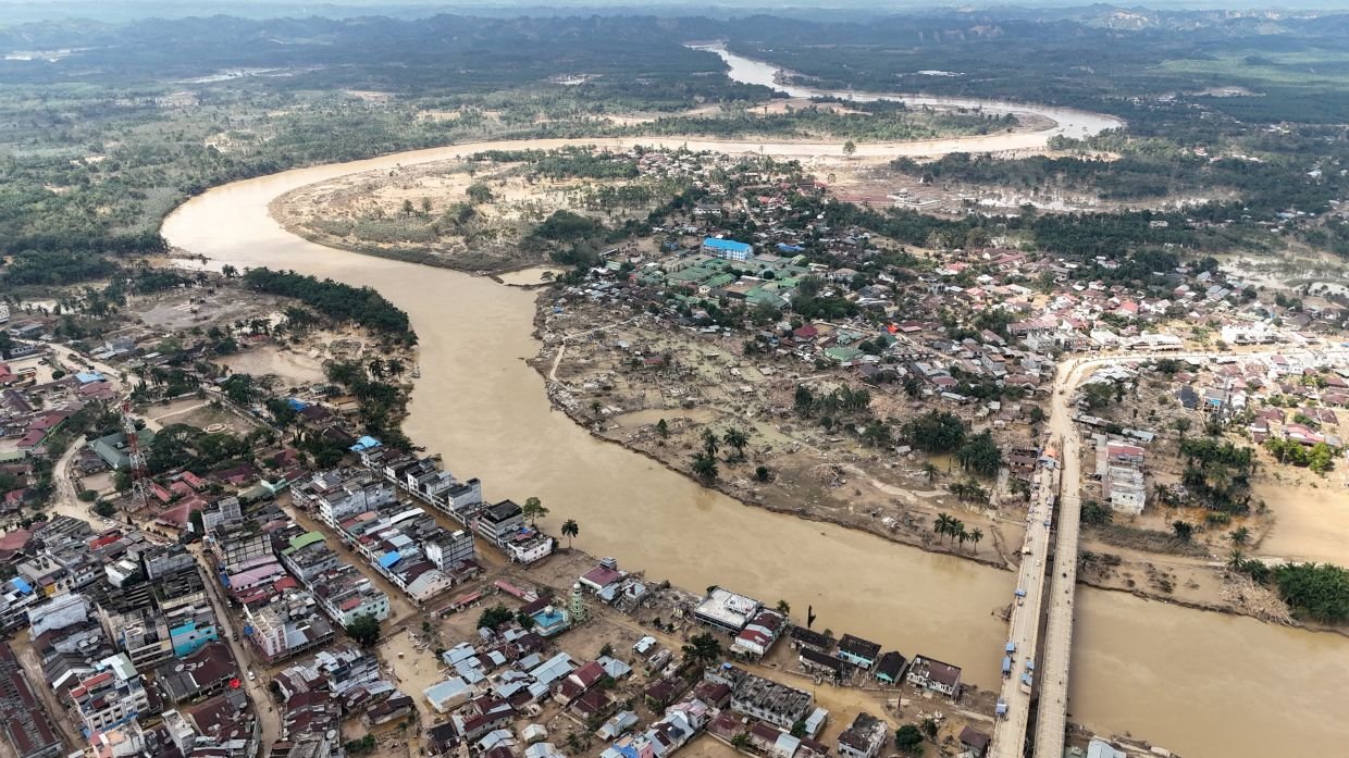 Survivors in Asia Request Urgent Aid Following Deadly Floods and Landslides