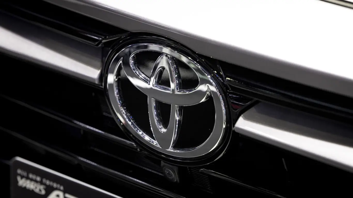 Toyota bZ7 with Huawei DriveONE Motor Presented at Dealerships – Range up to 710 km