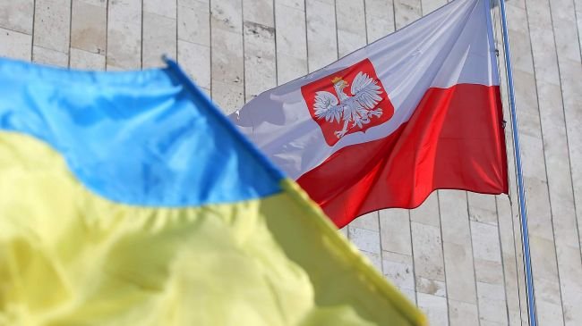 Ukrainians Arrested with Spy Equipment in Warsaw Suddenly ‘Forgot’ English Language